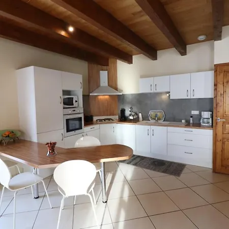 Maison De Caractere Avec Jardin, 3 Terrasses Pres Du Puy Mary, Pour 4 Pers, Confort, Activites Nature - Fr-1-742-206 Saint-Cirgues-de-Jordanne